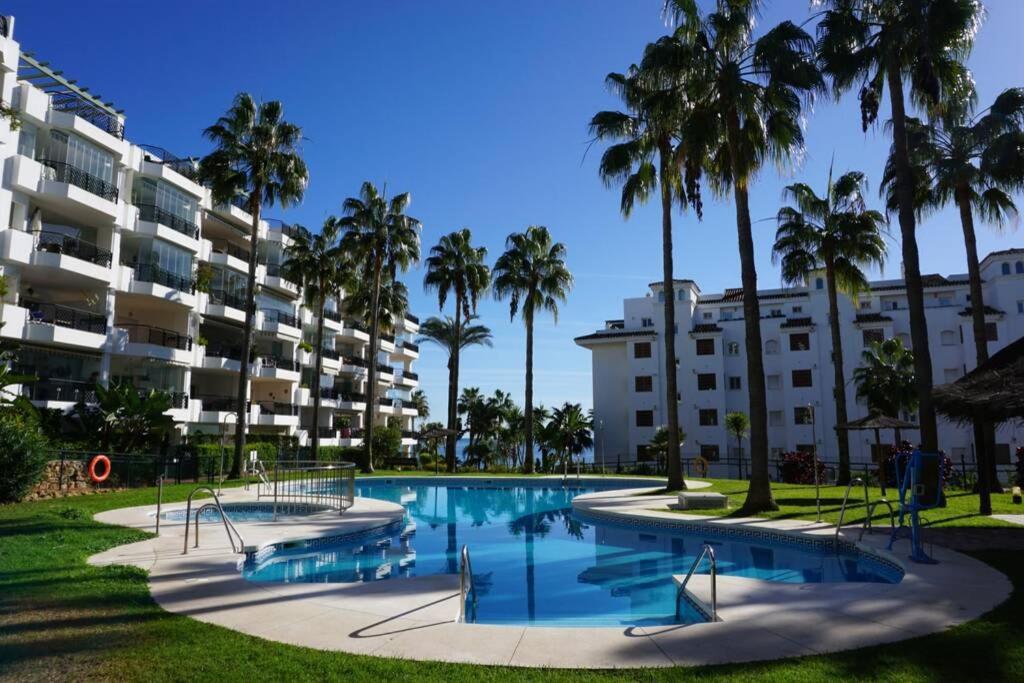 Sitio de Calahonda Beachside Apartment Mi Capricho Portal 7 מראה חיצוני תמונה