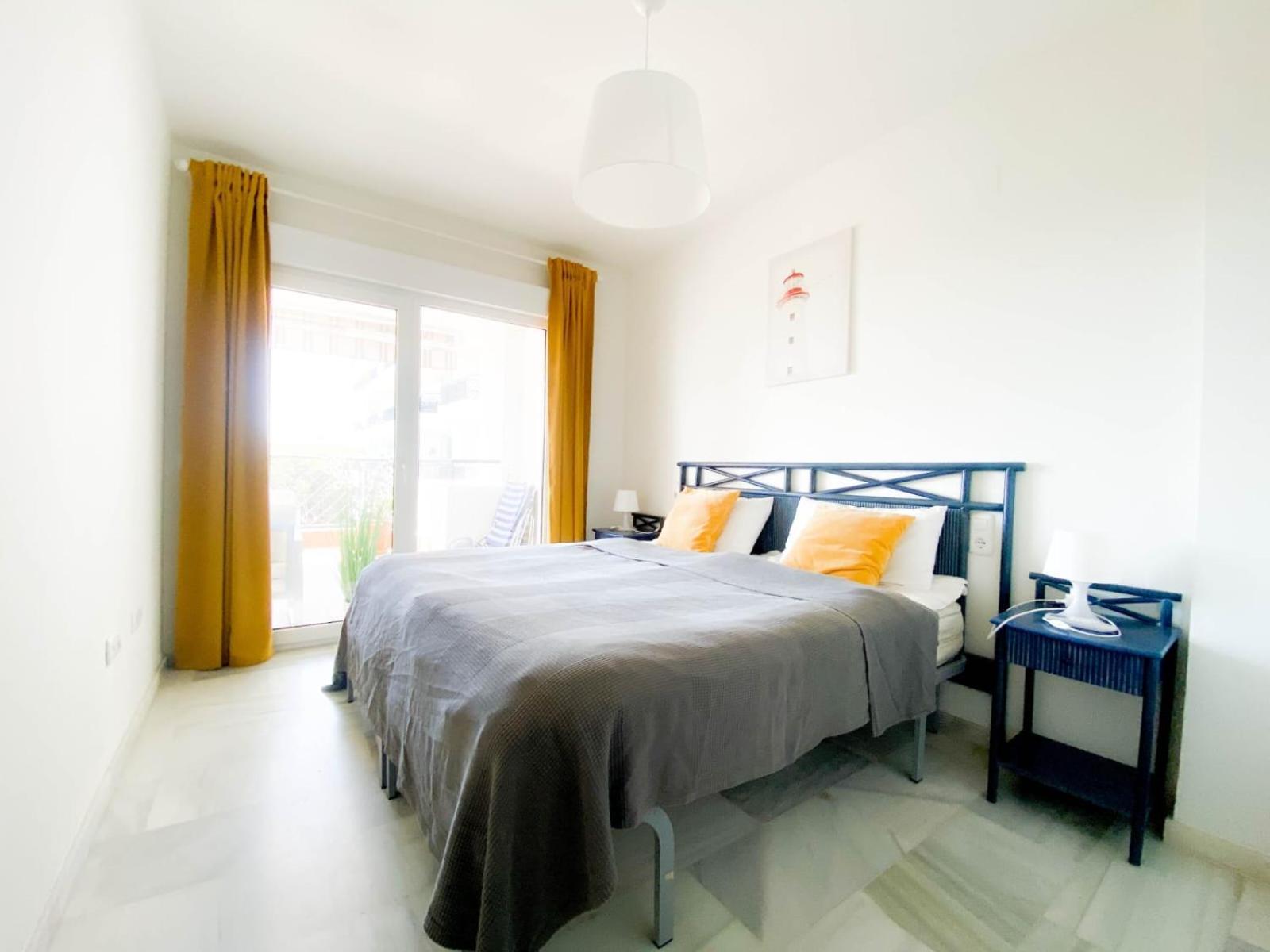 Sitio de Calahonda Beachside Apartment Mi Capricho Portal 7 מראה חיצוני תמונה