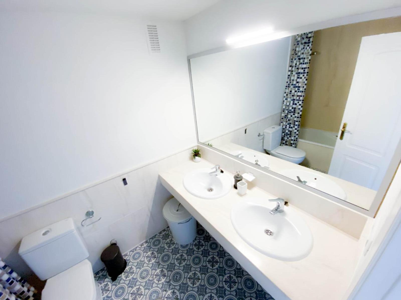 Sitio de Calahonda Beachside Apartment Mi Capricho Portal 7 מראה חיצוני תמונה