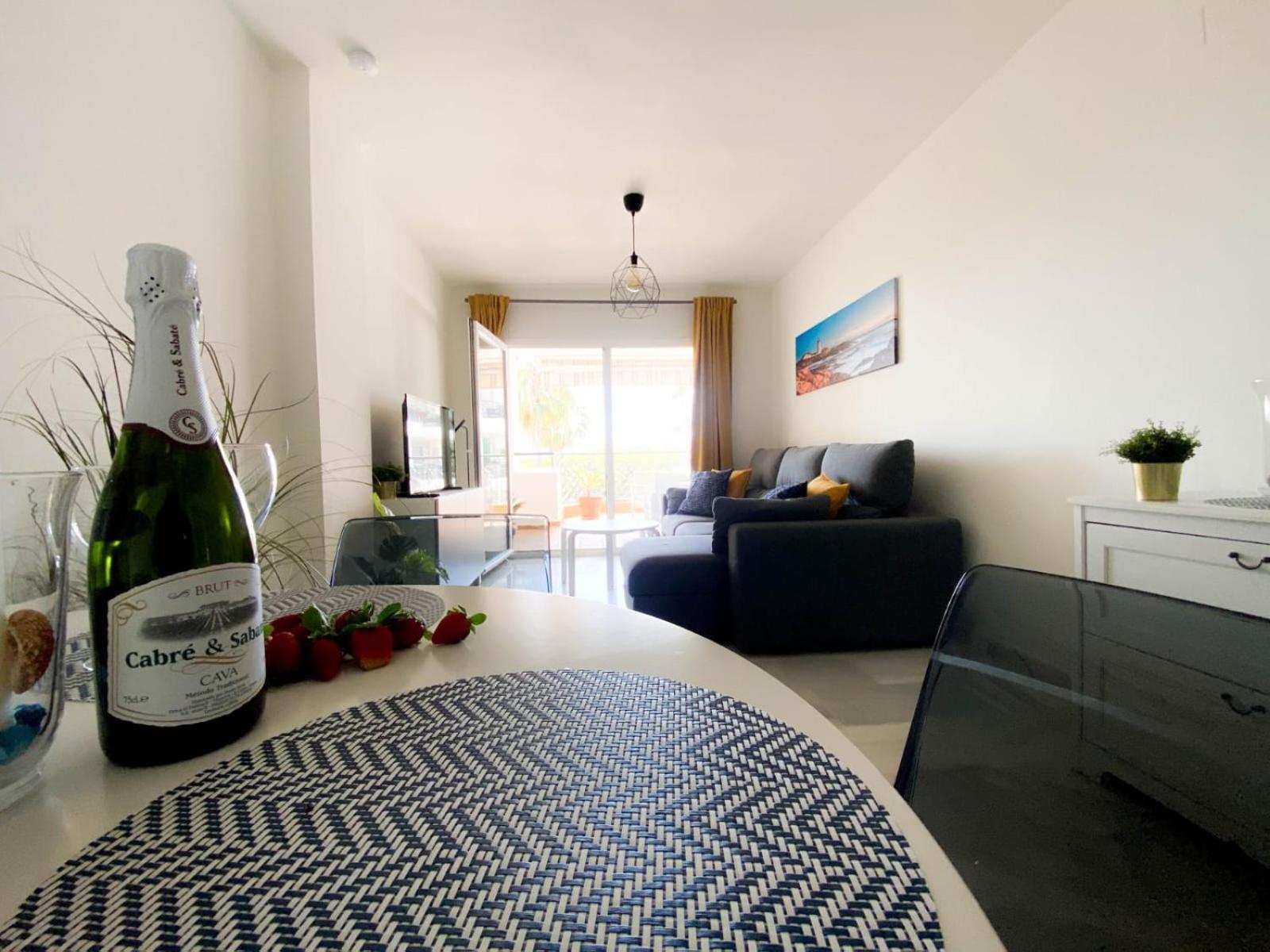 Sitio de Calahonda Beachside Apartment Mi Capricho Portal 7 מראה חיצוני תמונה