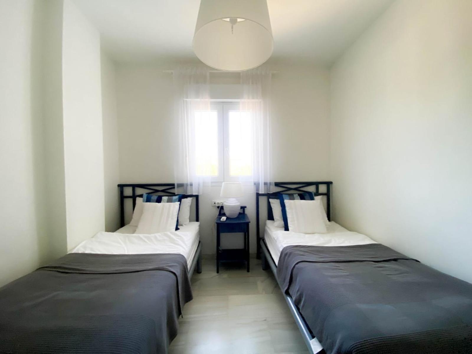 Sitio de Calahonda Beachside Apartment Mi Capricho Portal 7 מראה חיצוני תמונה