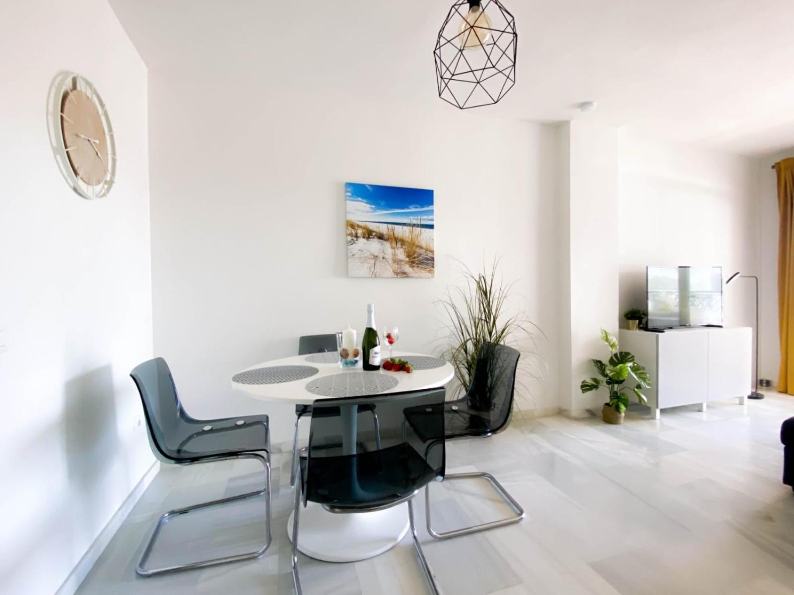 Sitio de Calahonda Beachside Apartment Mi Capricho Portal 7 מראה חיצוני תמונה